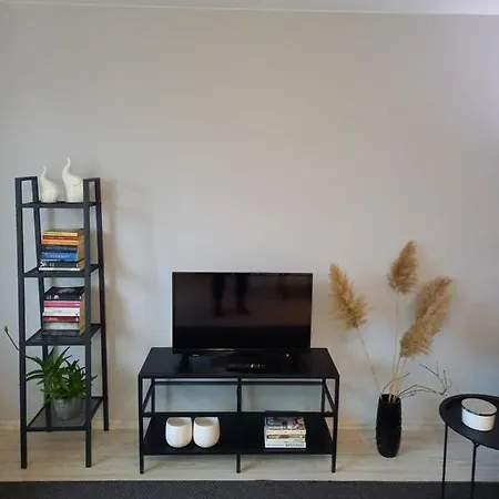 Self -contained Part Of A House With Garden 瓦爾納