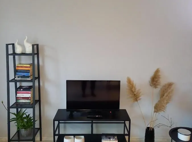 Self -contained Part Of A House With Garden 瓦爾納