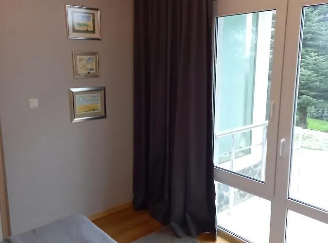 Self -contained Part Of A House With Garden Varna