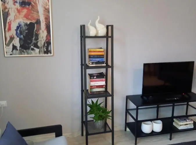 公寓 Self -contained Part Of A House With Garden *