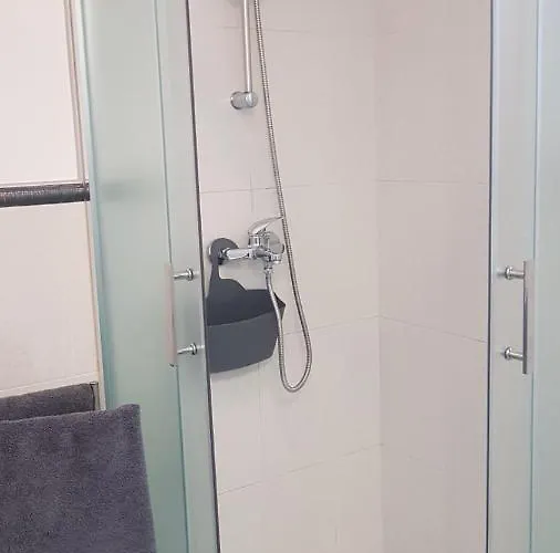 Self -contained Part Of A House With Garden 公寓 瓦爾納