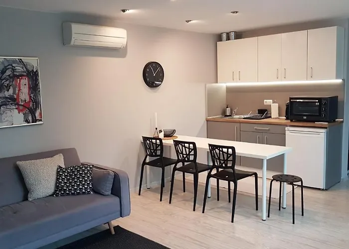 Self -contained Part Of A House With Garden *